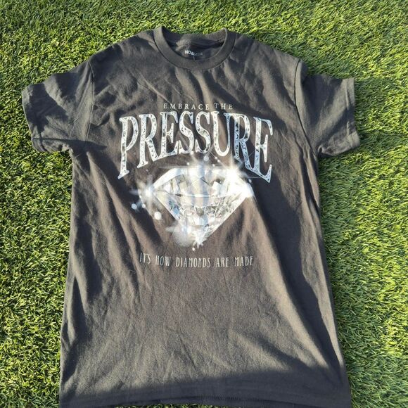 Nova Men's Graphic T-Shirt - Picture 1 of 5